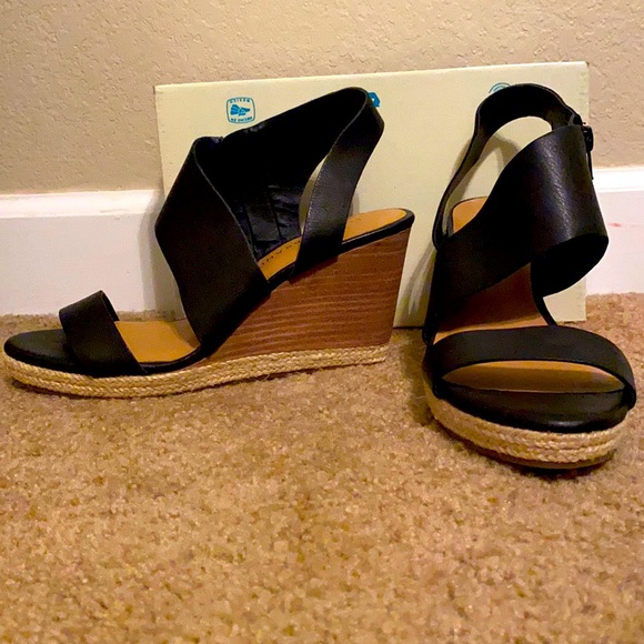 Lucky brand wedges - Picture 3 of 6